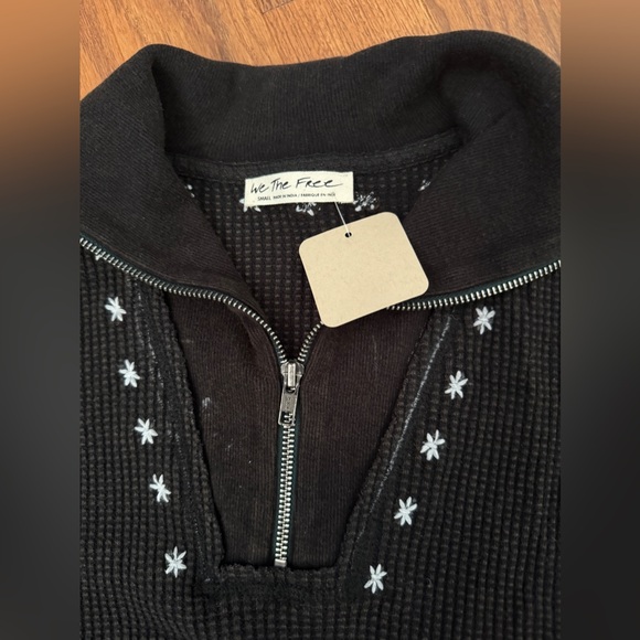 Free People We the free waffle oversized pullover zipper neck top. adorable NWT - Picture 3 of 7